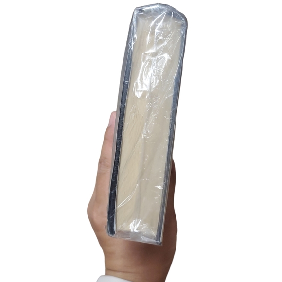 New Finale book By Becca Fitzpatrick (Author) Hardcover on ( Oct , 2012 ) - Picture 4 of 6